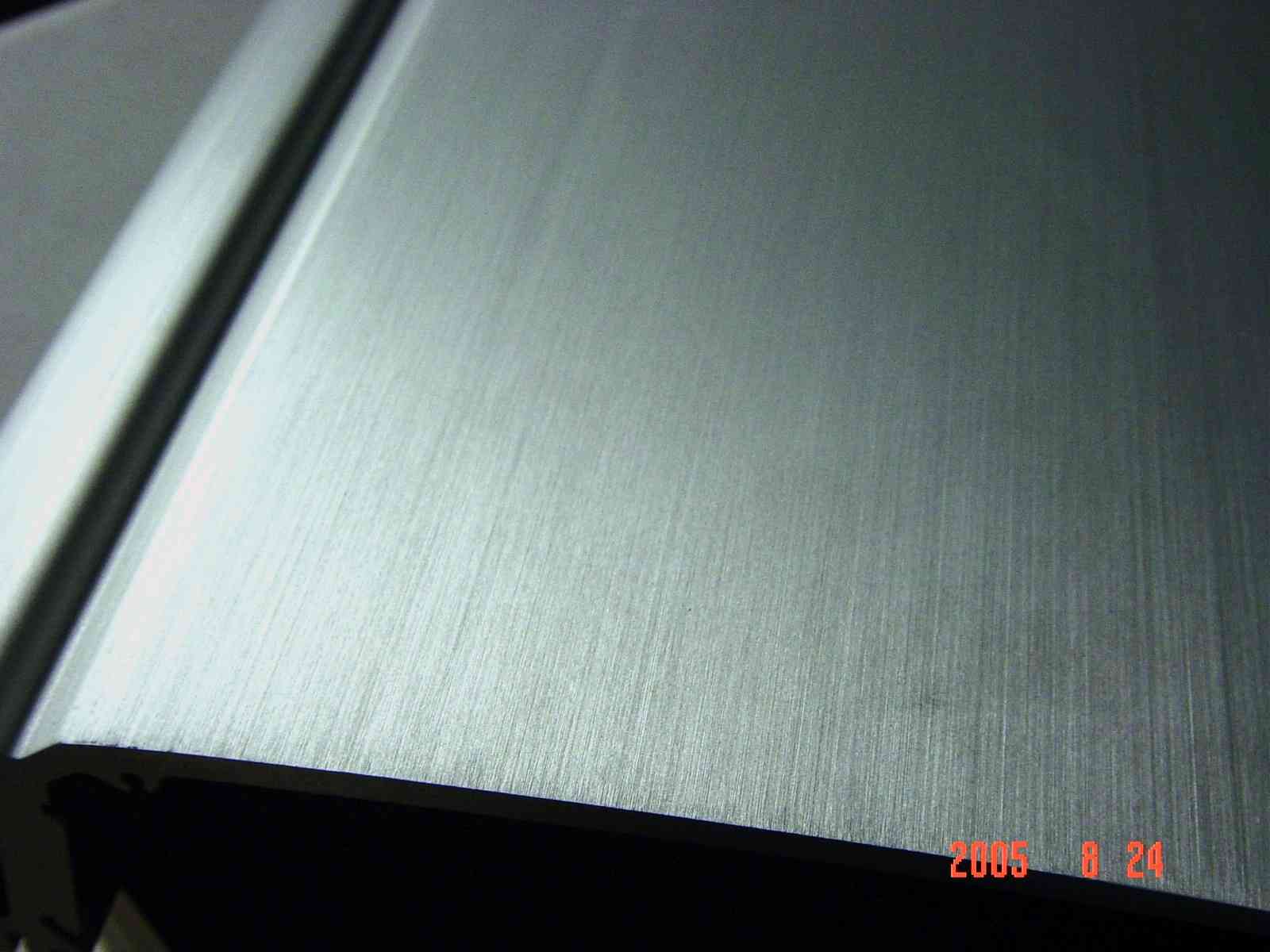 哪些铝板适合用自动拉丝机加工处理？